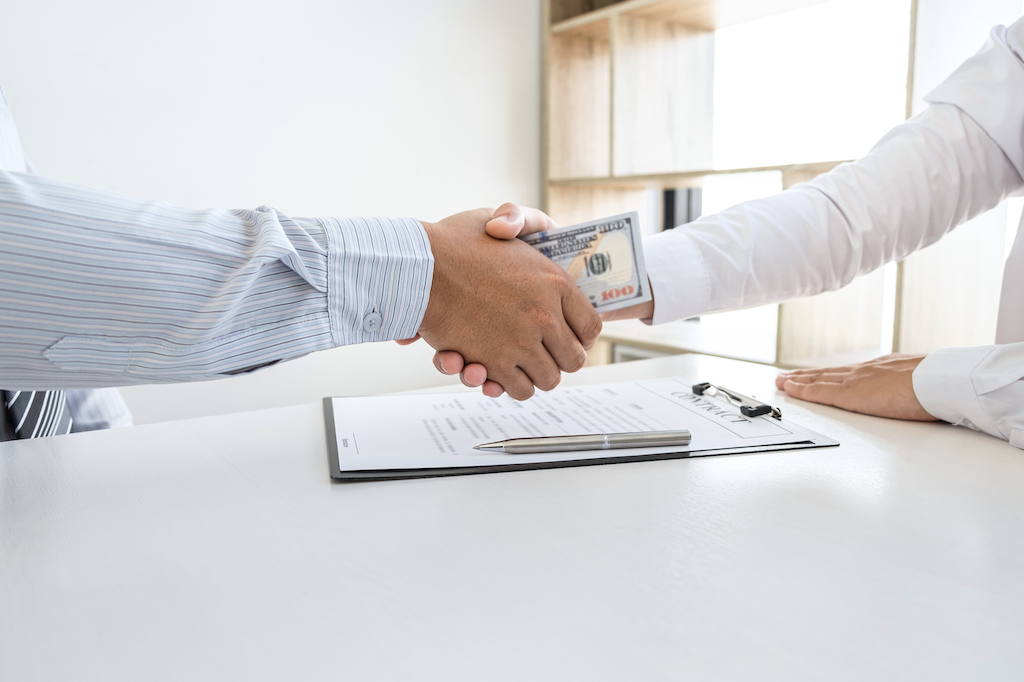 Acercamiento con fuentes de financiamiento